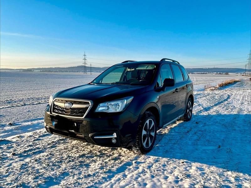 Schwarz Gebraucht 2019 Subaru Forester SUV | 16.500 € (Etwas zu teuer) - Bild 1/4