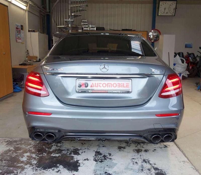 Gebraucht Mercedes E53 AMG AMG 435 PS (319 kW) 2018 Selenitgrau  metalliclack (metallic) Limousine