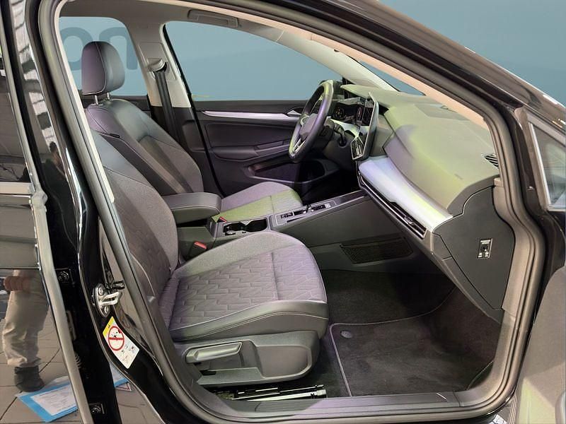 Gebraucht VW Golf VIII 150 PS (110 kW) 2025 Schwarz Kleinwagen