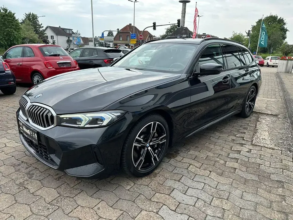 Gebraucht BMW 330 M Sport 286 PS (210 kW) 2022 Schwarz Limousine