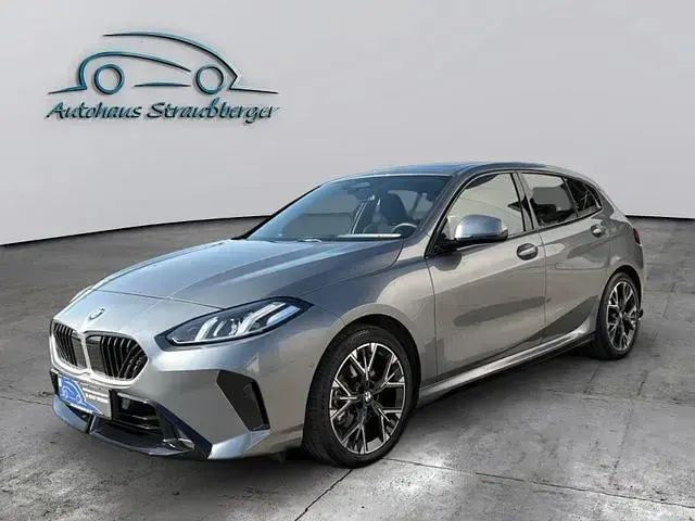 Gebraucht BMW 120 M Sport 170 PS (125 kW) 2025 Skyscraper grau Kleinwagen