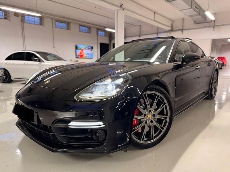 Schwarz Gebraucht 2019 Porsche Panamera GTS Limousine | 72.999 € (Guter Preis) - Bild 1/4