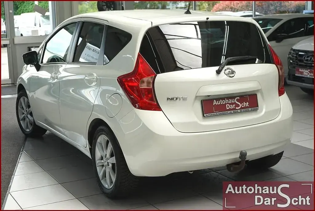 Second-hand Nissan Note Acenta 98 CP (72 kW) 2014 Alb Hatchback