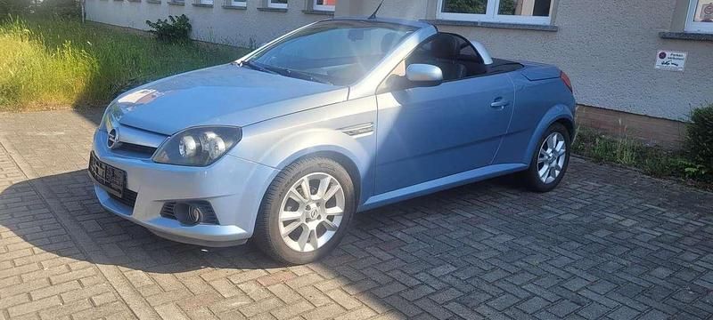 Gebraucht Opel Tigra 125 PS (91 kW) 2005 Blau Cabrio