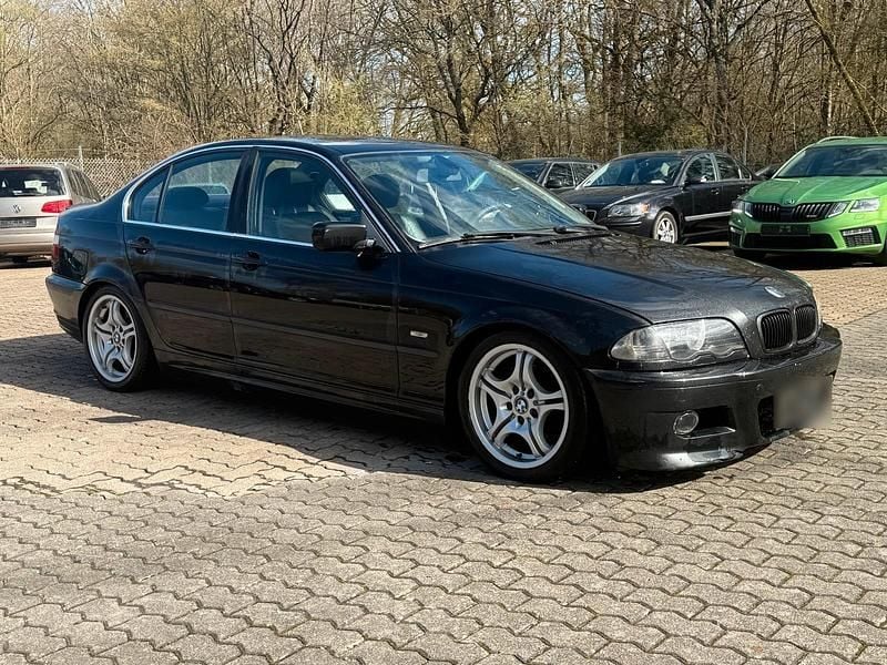 Gebraucht BMW 325 192 PS (141 kW) 2001 Schwarz Limousine