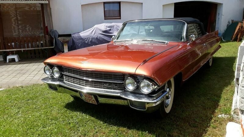 Second-hand Cadillac Deville 325 CP (239 kW) 1962 Portocaliu Berlinǎ