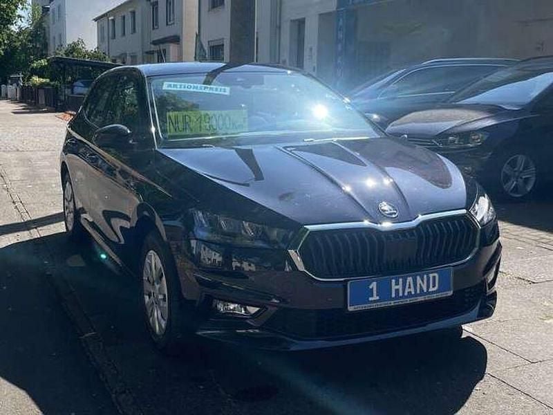 Schwarz Gebraucht 2025 Skoda Fabia Essence Kleinwagen | 16.600 € (Fairer Preis) - Bild 1/4