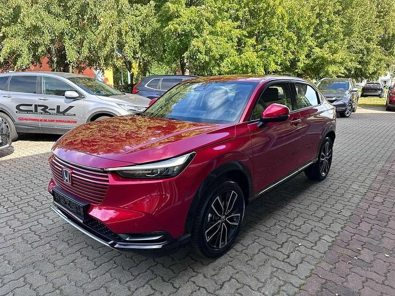 Premium crystal red Gebraucht 2024 Honda HR-V Advance SUV | 30.990 € (Fairer Preis) - Bild 1/4