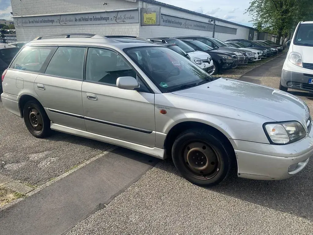 Gebraucht Subaru Outback 156 PS (114 kW) 2000 Silber Kombi