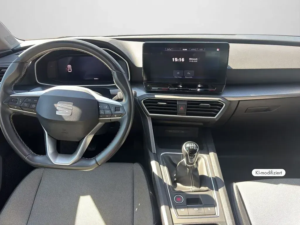 Gebraucht Seat Leon Style 150 PS (110 kW) 2023 Pure rot Limousine
