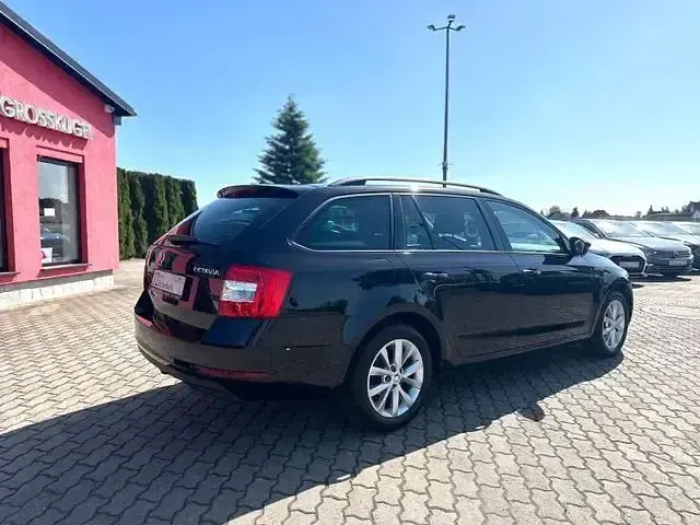Gebraucht Skoda Octavia Tour 150 PS (110 kW) 2020 Schwarz Kombi