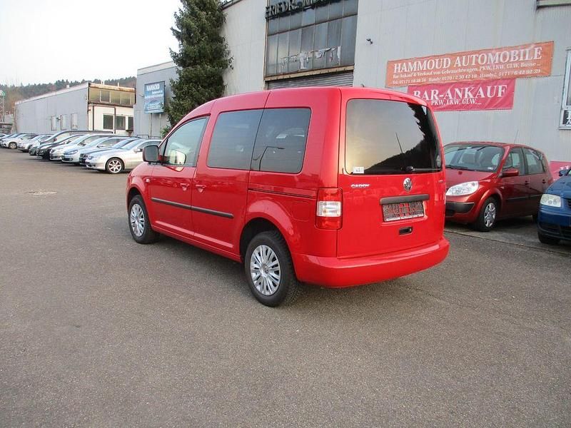 Gebraucht VW Caddy Team 80 PS (58 kW) 2008 Rot Van / Kleinbus