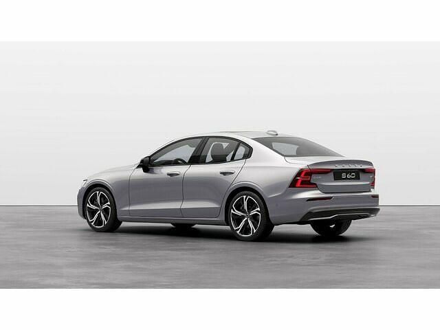 Gebraucht Volvo S60 Ultimate 250 PS (183 kW) 2024 Silver dawn Limousine