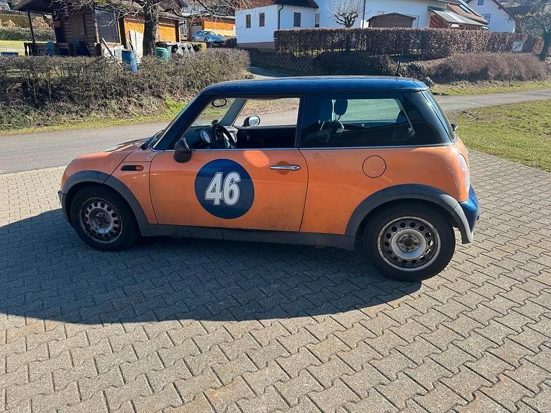 Gebraucht Mini Cooper 90 PS (66 kW) 2002 Orange Kleinwagen