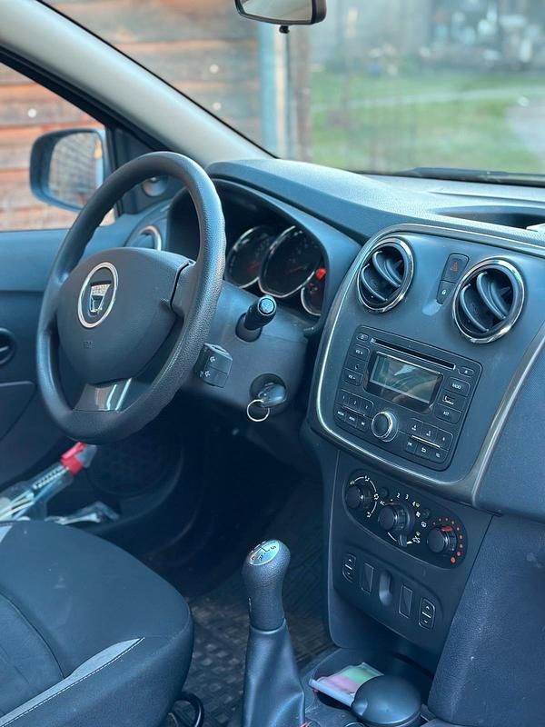 Gebraucht Dacia Sandero Stepway 90 PS (66 kW) 2013 Schwarz SUV