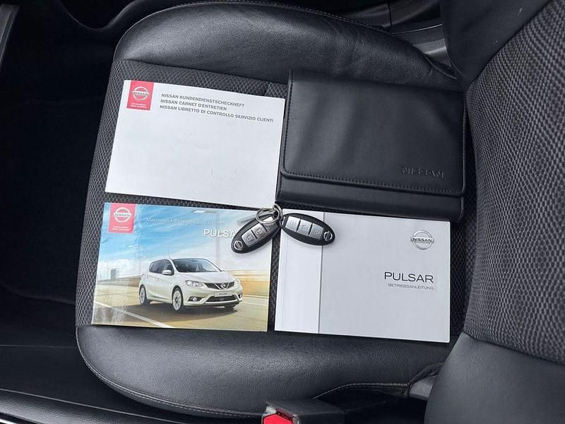 Gebraucht Nissan Pulsar 116 PS (85 kW) 2016 Grau Kleinwagen