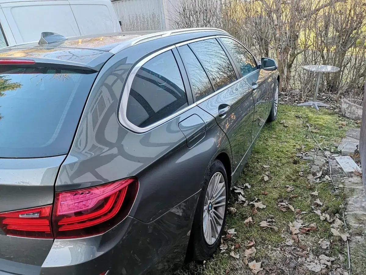 Gebraucht BMW 530 258 PS (189 kW) 2014 Grau Kombi