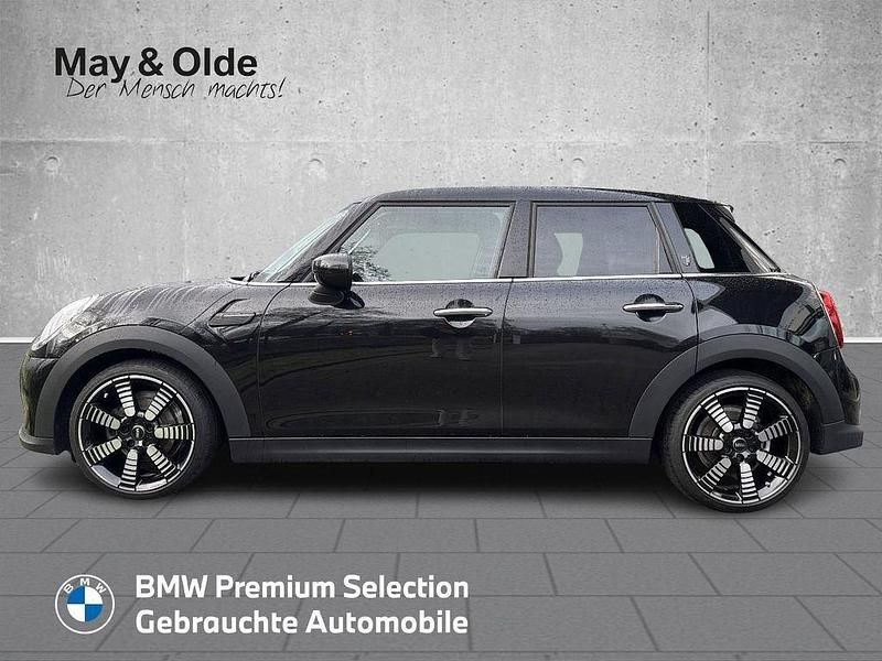 Gebraucht Mini Cooper 136 PS (100 kW) 2021 Schwarz Kleinwagen