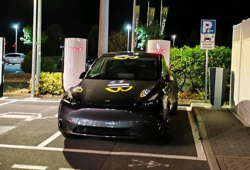 Gebraucht Tesla Model Y Long Range AWD 378 kW (514 PS) 2022 Grau SUV