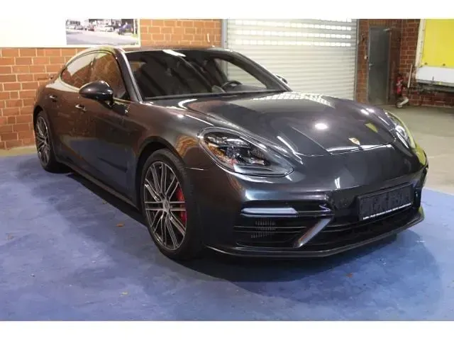 Gebraucht Porsche Panamera Turbo 549 PS (403 kW) 2017 Grau Kleinwagen