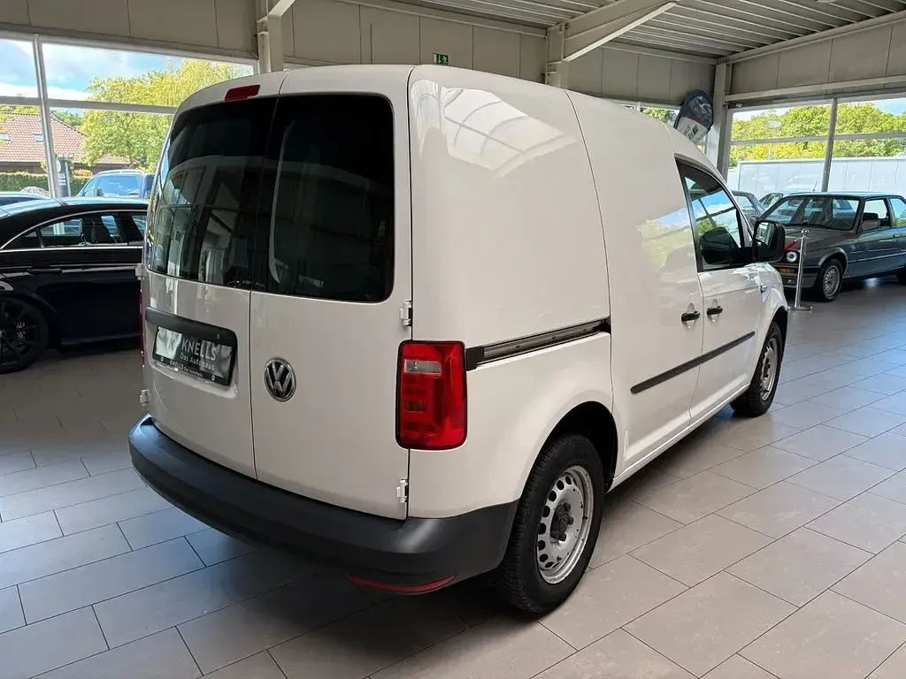 Gebraucht VW Caddy 75 PS (55 kW) 2018 Weiß Van / Kleinbus