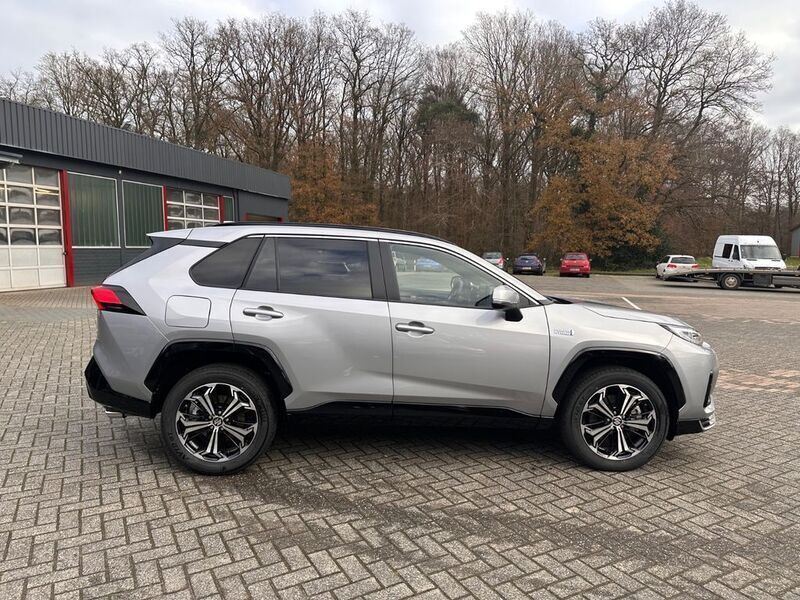Gebraucht Suzuki Across Comfort+ 306 PS (225 kW) 2024 Silber SUV