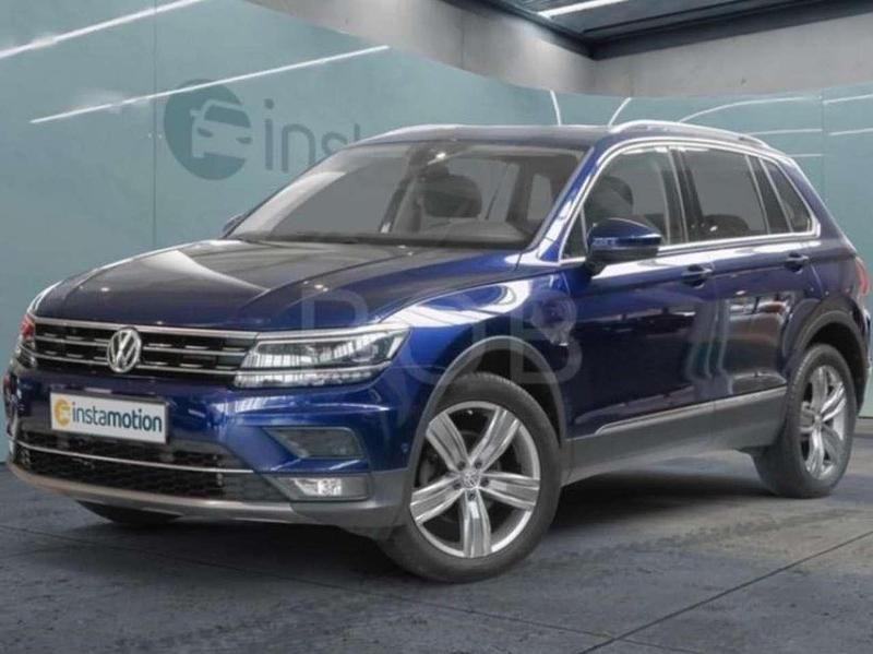 Blau Gebraucht 2018 VW Tiguan SUV | 21.490 € (Fairer Preis) - Bild 1/4