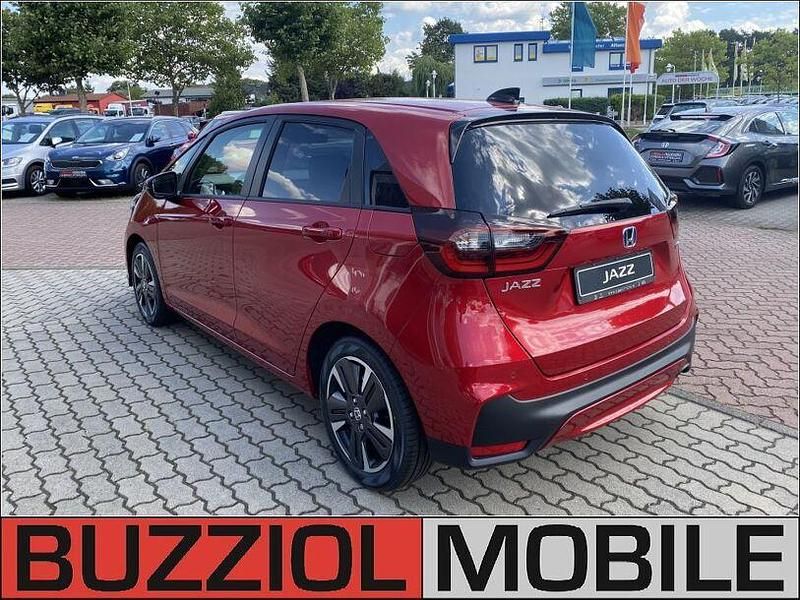 Gebraucht Honda Jazz Advance 122 PS (89 kW) 2023 Rot Kleinwagen