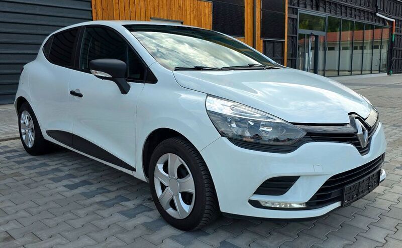 Weiß Gebraucht 2019 Renault Clio IV Life Limousine | 5.999 € (Superpreis) - Bild 1/4