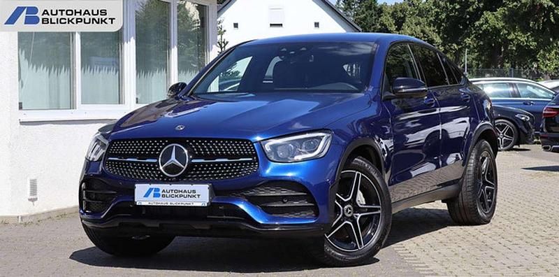 Manufaktur brillantblau (metallic) Gebraucht 2020 Mercedes GLC300 AMG Coupé | 43.980 € (Etwas zu teuer) - Bild 1/4