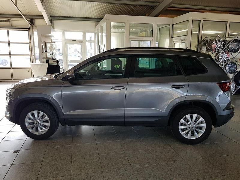Gebraucht Skoda Karoq 150 PS (110 kW) 2025 Graphitgrau metallic (metallic) SUV