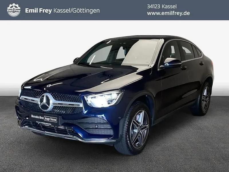 Blau Gebraucht 2021 Mercedes GLC300e AMG Limousine | 42.433 € (Fairer Preis) - Bild 1/4