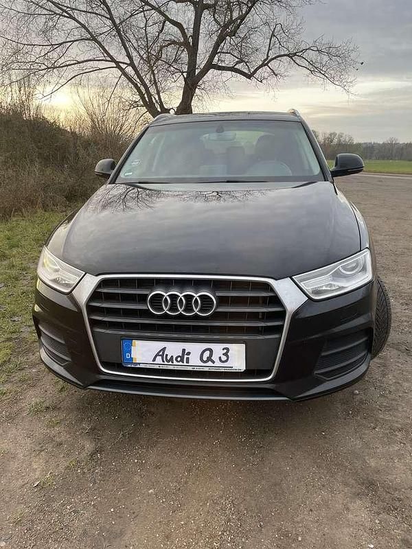 Gebraucht Audi Q3 Sport 150 PS (110 kW) 2016 Schwarz SUV