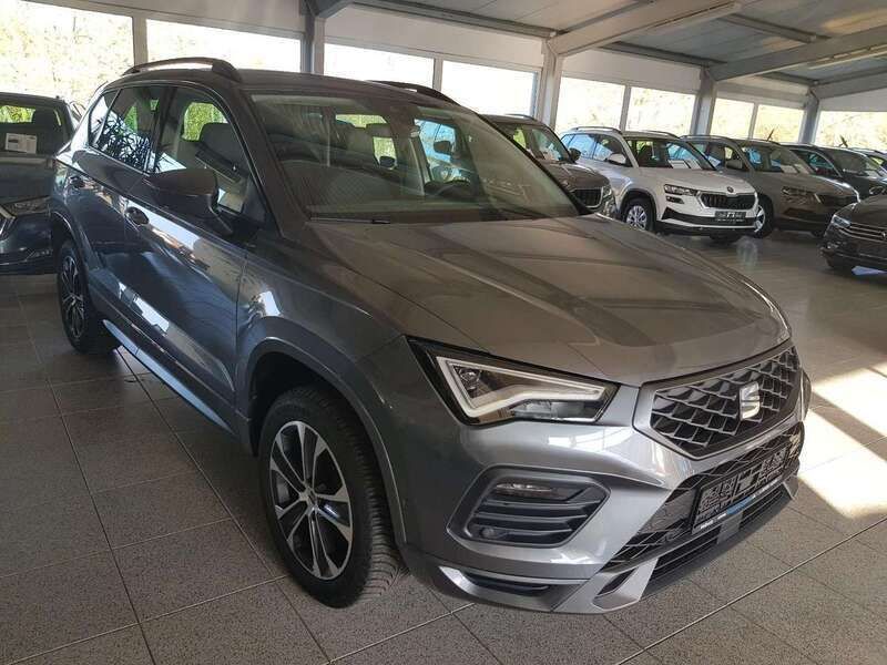 Rodiumgrau metallic (metallic) Gebraucht 2024 Seat Ateca FR-Line SUV | 31.900 € (Fairer Preis) - Bild 1/4