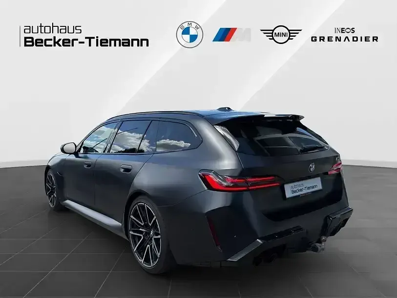 Gebraucht BMW M5 Sport Line 585 PS (430 kW) 2025 Bmw individual frozen deep gre Kombi