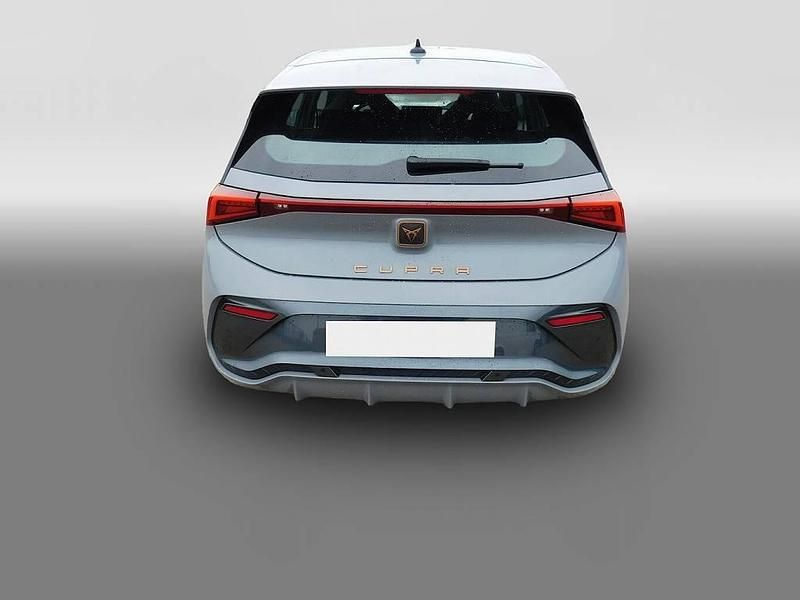 Second-hand Cupra Born 150 kW (204 CP) 2024 Gri Hatchback