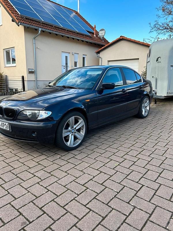 Gebraucht 2005 BMW 325 Limousine | 3.450 € - Bild 1/4