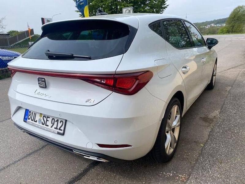 Gebraucht Seat Leon 110 PS (80 kW) 2024 Weiss