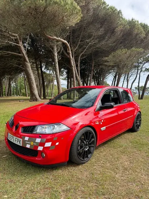 Gebraucht Renault Mégane 224 PS (164 kW) 2007 Rot