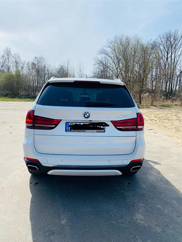 Używany BMW X5 306 KM (225 kW) 2017 Biały SUV
