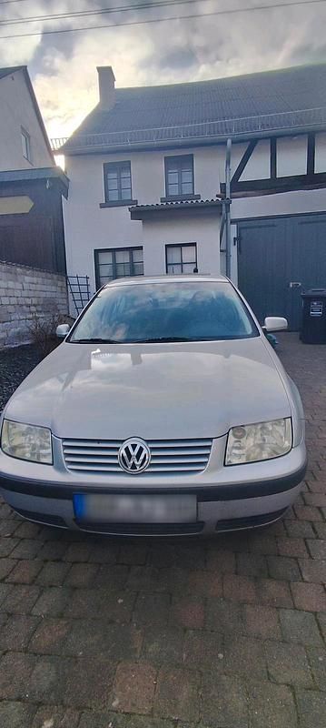 Gebraucht VW Bora 1999 Silber Limousine