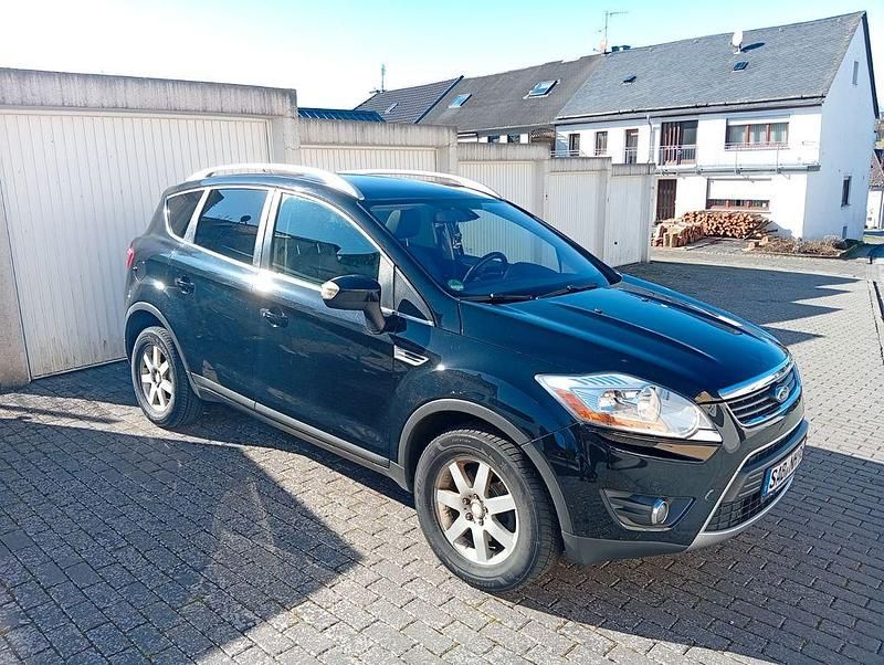 Gebraucht Ford Kuga Titanium 140 PS (102 kW) 2011 Schwarz SUV