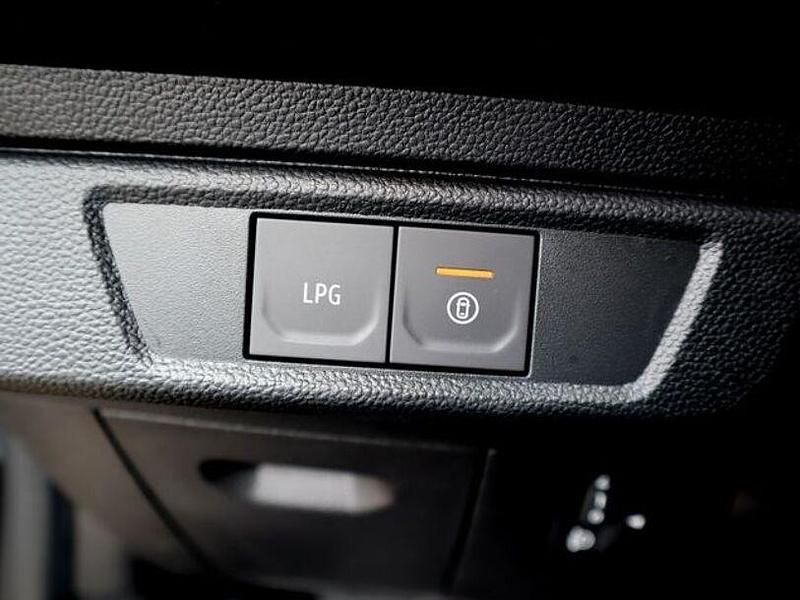 Gebraucht Dacia Jogger Expression 101 PS (74 kW) 2025 Perlmuttschwarz Van / Kleinbus