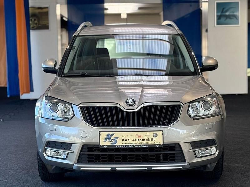 Gebraucht Skoda Yeti 110 PS (80 kW) 2015 Beige SUV
