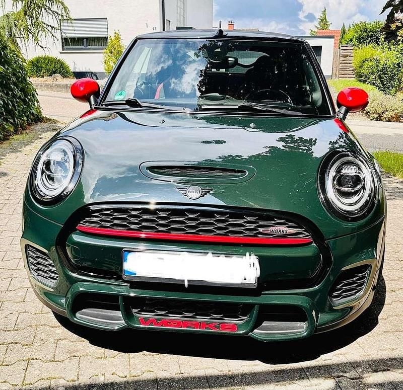 Grün Gebraucht 2019 Mini John Cooper Works Cabriolet Cabrio | 29.000 € (Fairer Preis) - Bild 1/4