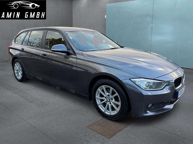 Gebraucht BMW 318 143 PS (105 kW) 2014 Grau Kombi