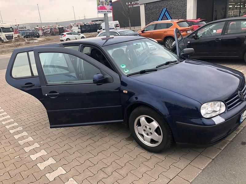 Gebraucht VW Golf III 100 PS (73 kW) 1998 Blau Kombi