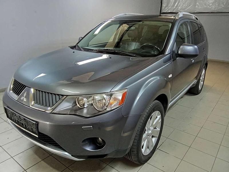 Grau Gebraucht 2010 Mitsubishi Outlander Intense SUV | 5.800 € (Fairer Preis) - Bild 1/4