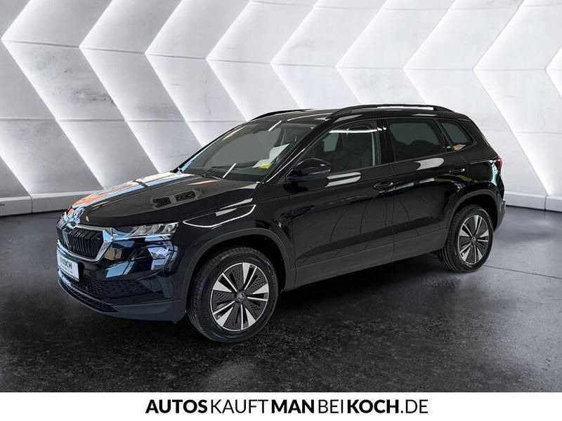 Neu Skoda Karoq Selection 150 PS (110 kW) 2026 Schwarzmagic perleffekt SUV