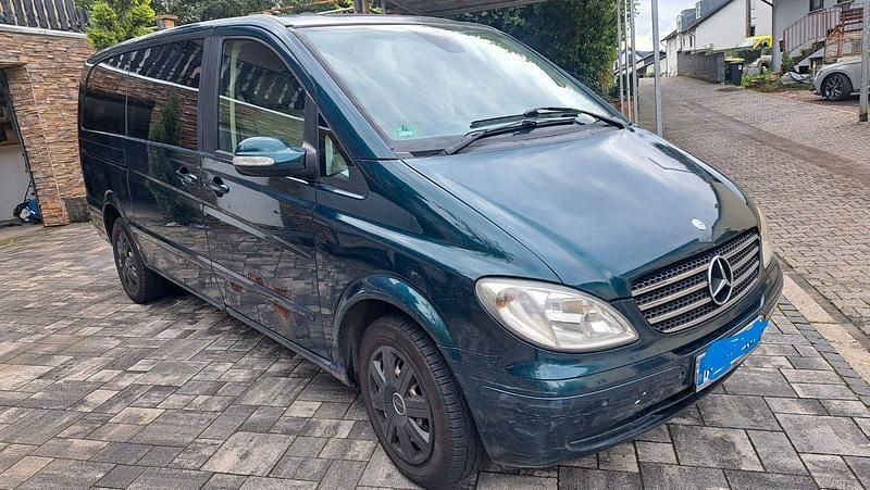 Grün Gebraucht 2005 Mercedes Viano Van / Kleinbus | 5.500 € (Superpreis) - Bild 1/4